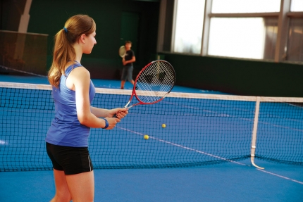 Tennis spielen am Millstätter See – Tennisfreiplätze beim Hotel ROYAL X – Seevilla Cattina – Appartements am Millstätter See